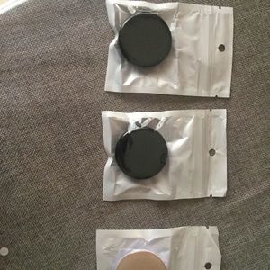 Pop sockets